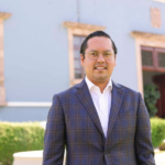 Invita Chepe Guerrero a inscribirse a “Becas Educación A Paso Firme 2026”