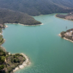 Prohíben pesca de más de cinco especies en presa Jalpan por veda precautoria