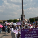 Marchan más de 2 mil mujeres exigiendo el fin de la violencia