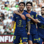Un depresivo Atlético da esperanzas al Elche en el manicomio del Martínez Valero