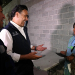 Supervisa Luis Nava rehabilitación en cancha de futbol 5 en Huimilpan