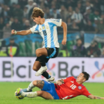 El Madrid cede a los deseos de Nico Paz, el argentino seguirá en el Como y los blancos mantienen una opción de recompra