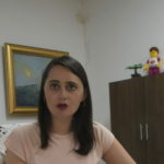 Para llegar a la meta, las mujeres cumplen con extenuantes tareas