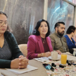 Anuncia Senadora Robles informe y niega destape