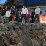 Visita Dorantes a vecinos de Lomas de Casa Blanca