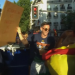 Lamine Yamal y Fabián se parten de risa con un cartel sobre la violencia del argentino Paredes