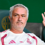 Mourinho estrena documental y reabre el conflicto con Casillas: "Cuando vayáis a la selección podéis daros dos besos, pero ahora no. Esto es la guerra"
