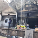 ¡INCENDIO EN NEGOCIO DEL CENTRO DE ABASTOS YA FUE NEUTRALIZADO!