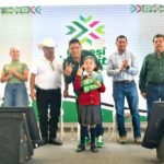 EL GOBERNADOR DEL ESTADO, RICARDO GALLARDO CARDONA ENTREGA APOYOS ESCOLARES E INFRAESTRUCTURA EN SAN CIRO DE ACOSTA