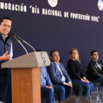 Entrega Chepe Guerrero equipo operativo e incentivos a personal de Protección Civil
