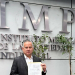 Denuncia Santiago Nieto ante el IMPI uso ilegal del logo del Gobierno de México en espectaculares contra el Tren